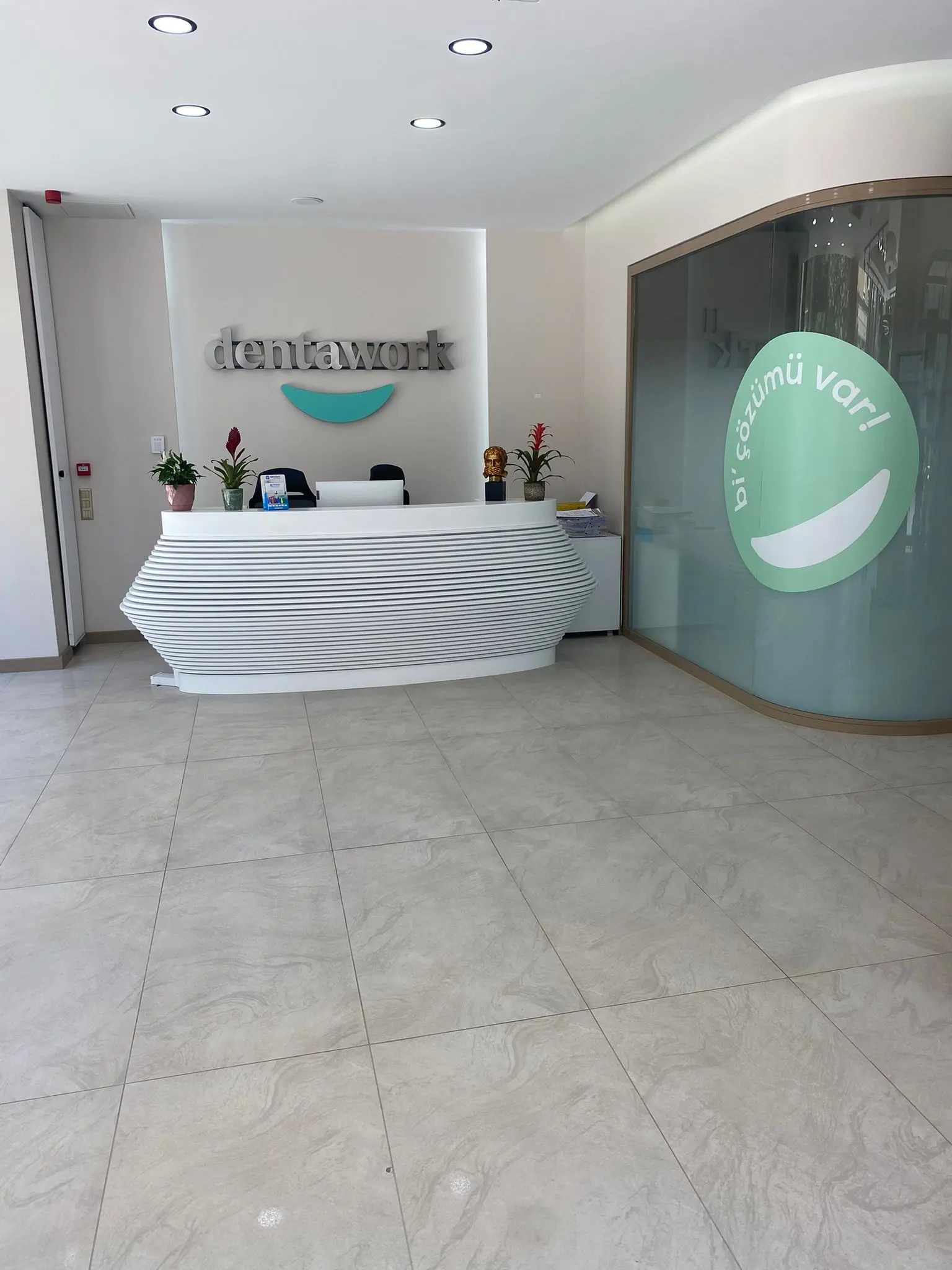 Dentawork Ağız ve Diş Sağlığı Polikliniği