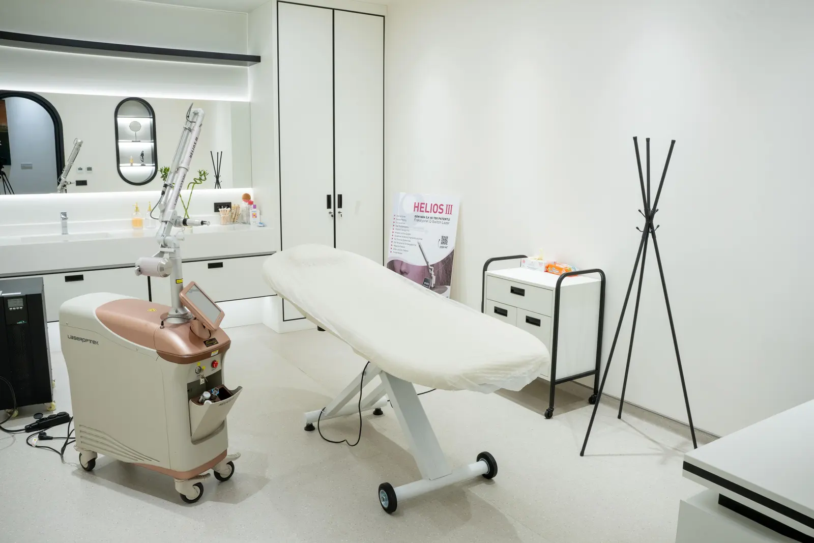 Op. Dr. Arash Jafari Klinik