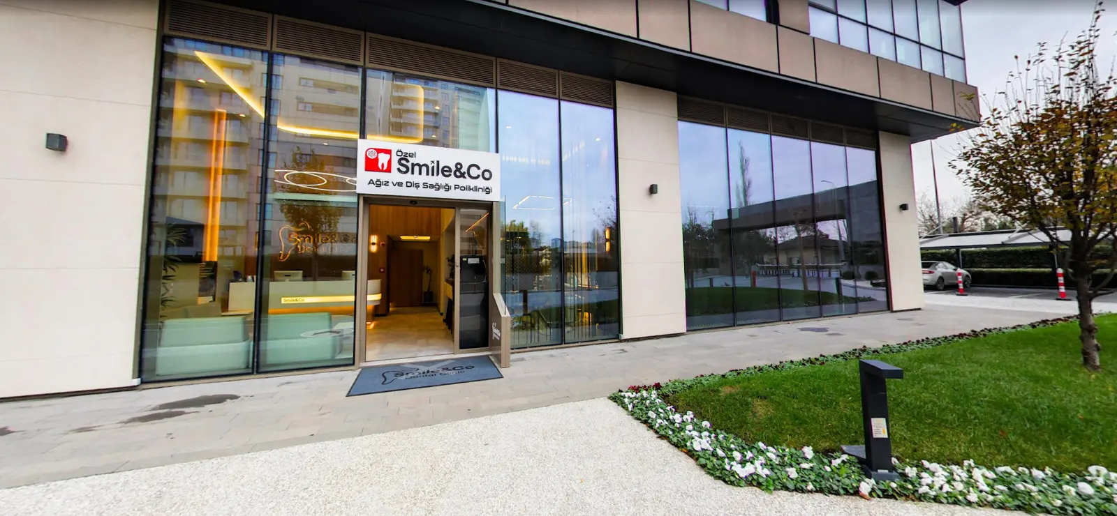 Smile&Co