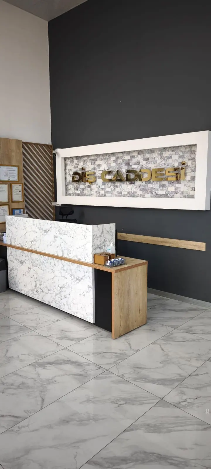 Özel Diş Caddesi Ağız ve Diş Sağlığı Polikliniği