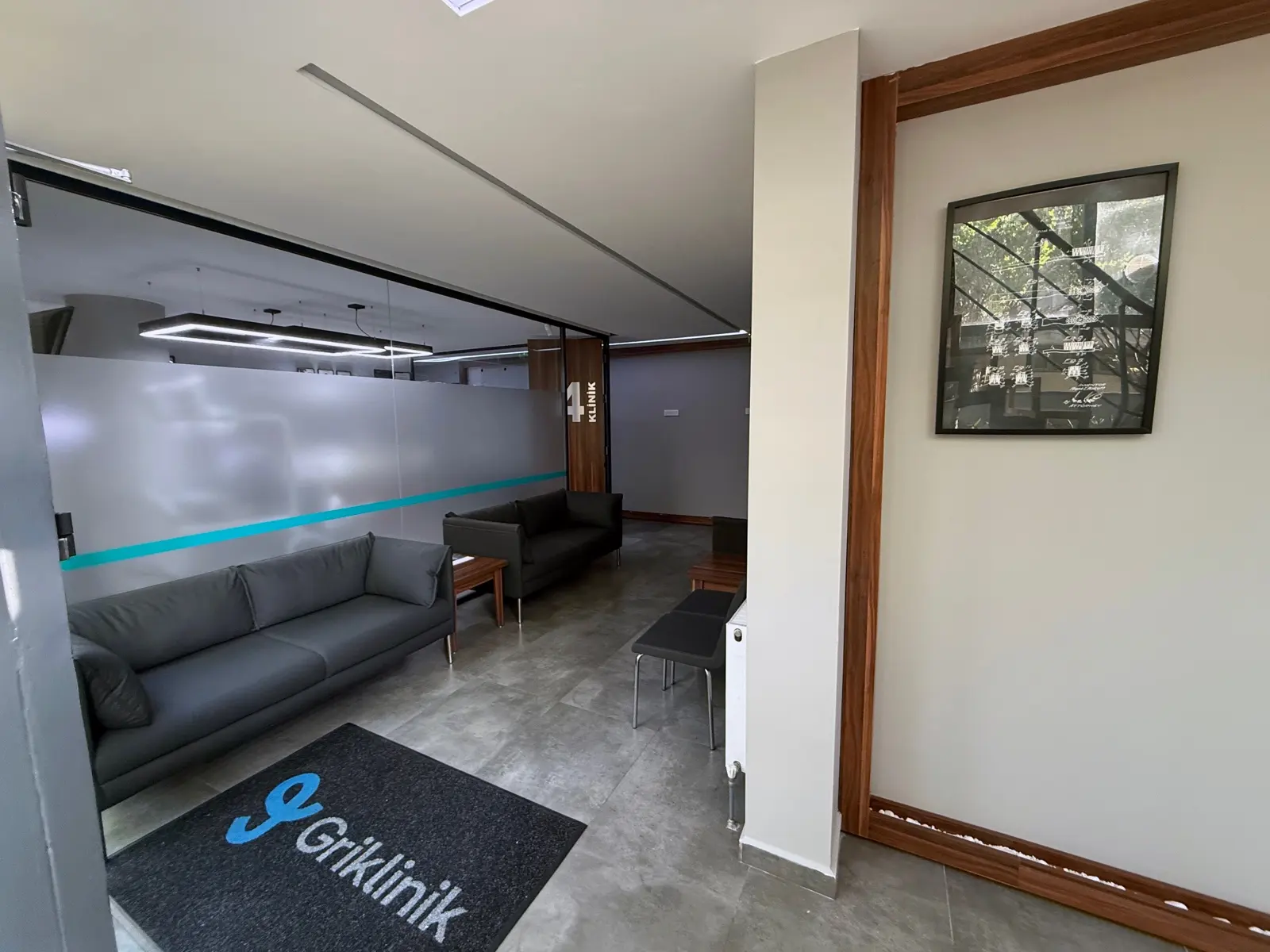 Özel Gri Klinik Ağız ve Diş Sağlığı Polikliniği