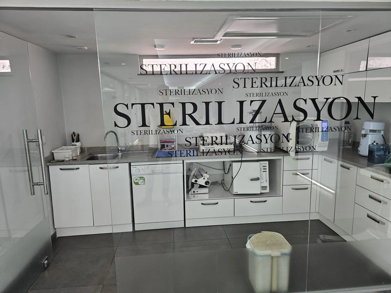 A+ Ağız ve Diş Sağlığı Polikliniği