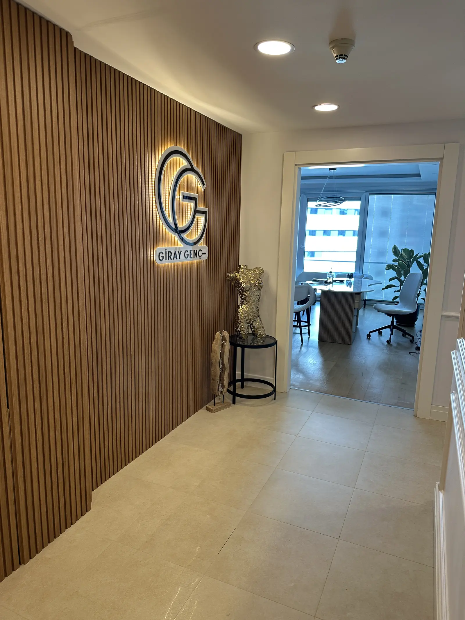 Op.Dr. Giray GENÇ