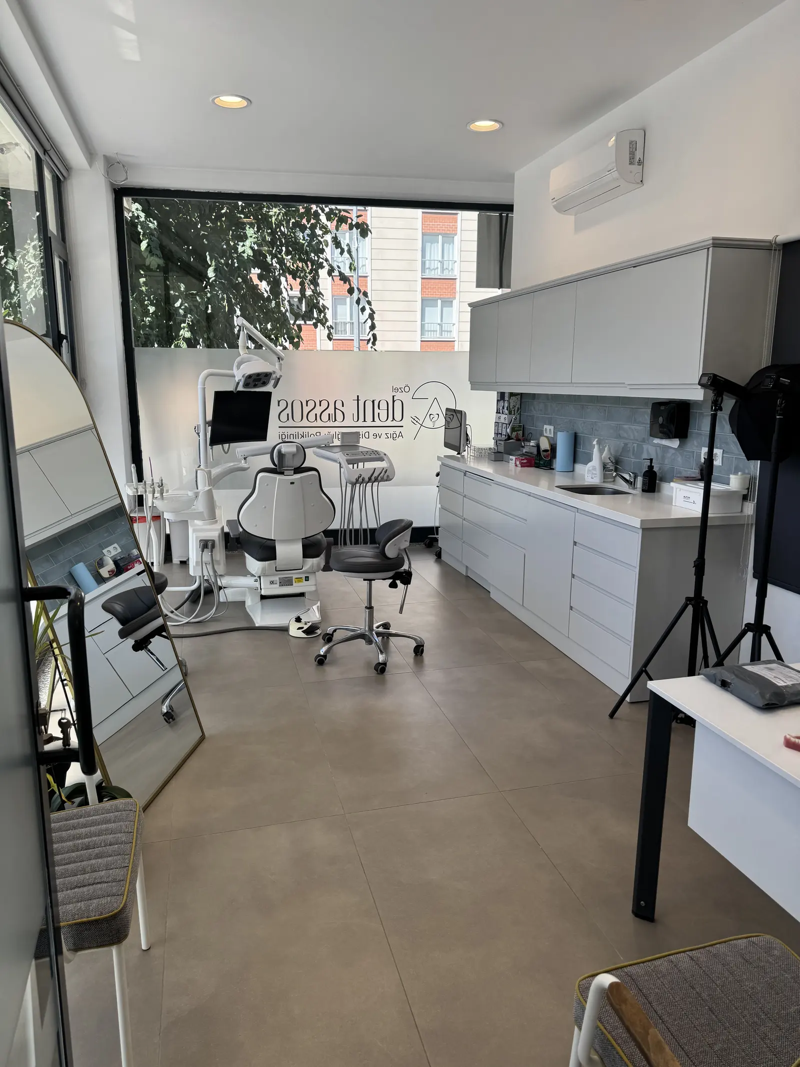 Dent Assos Ağız ve Diş Sağlığı Polikliniği