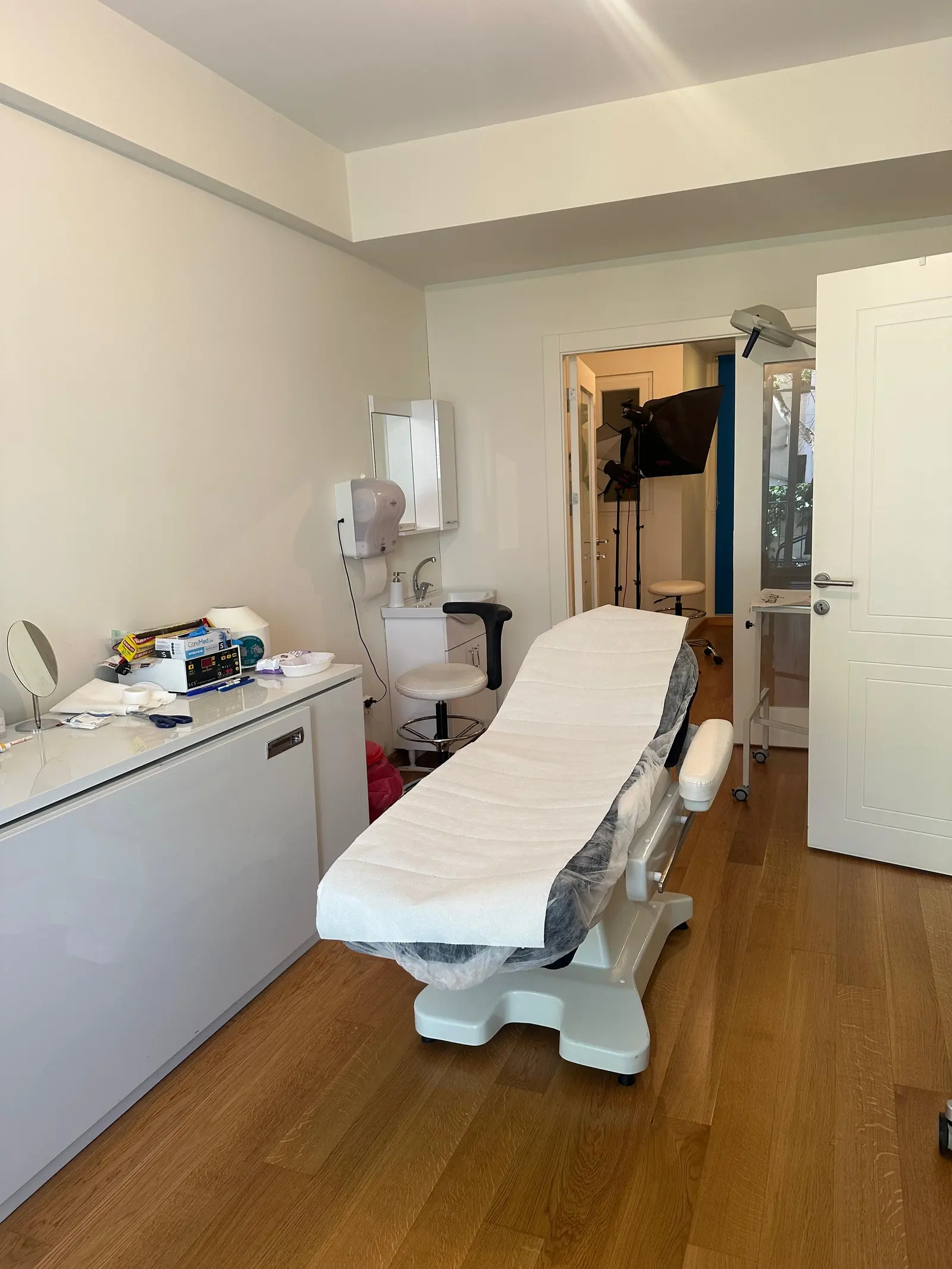 Op. Dr. Esra Çelik Şenel Muayenehanesi