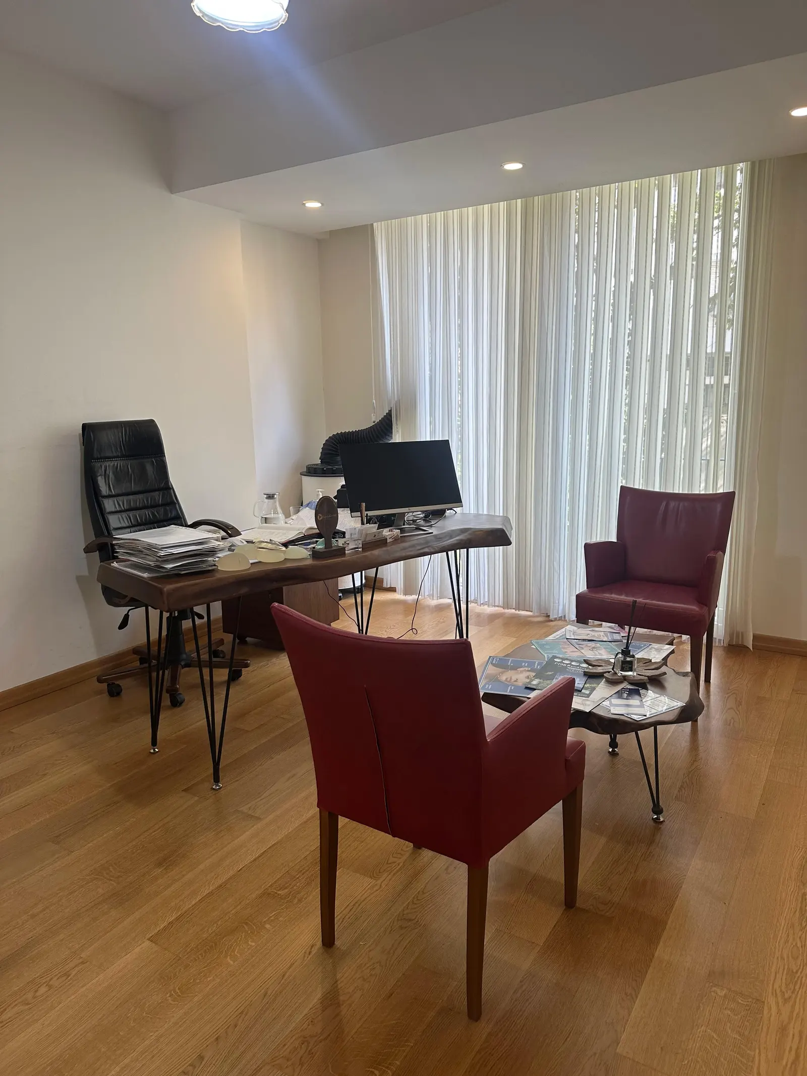 Op. Dr. Esra Çelik Şenel Muayenehanesi