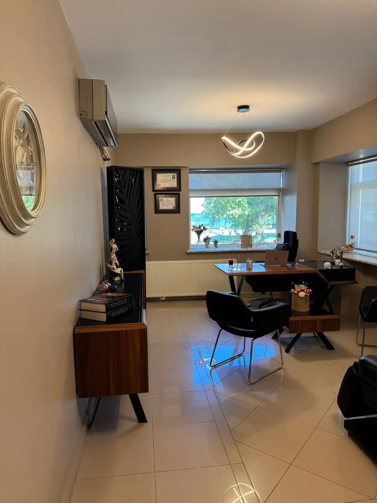 Dr Derya Tekeş Dermatoloji kliniği