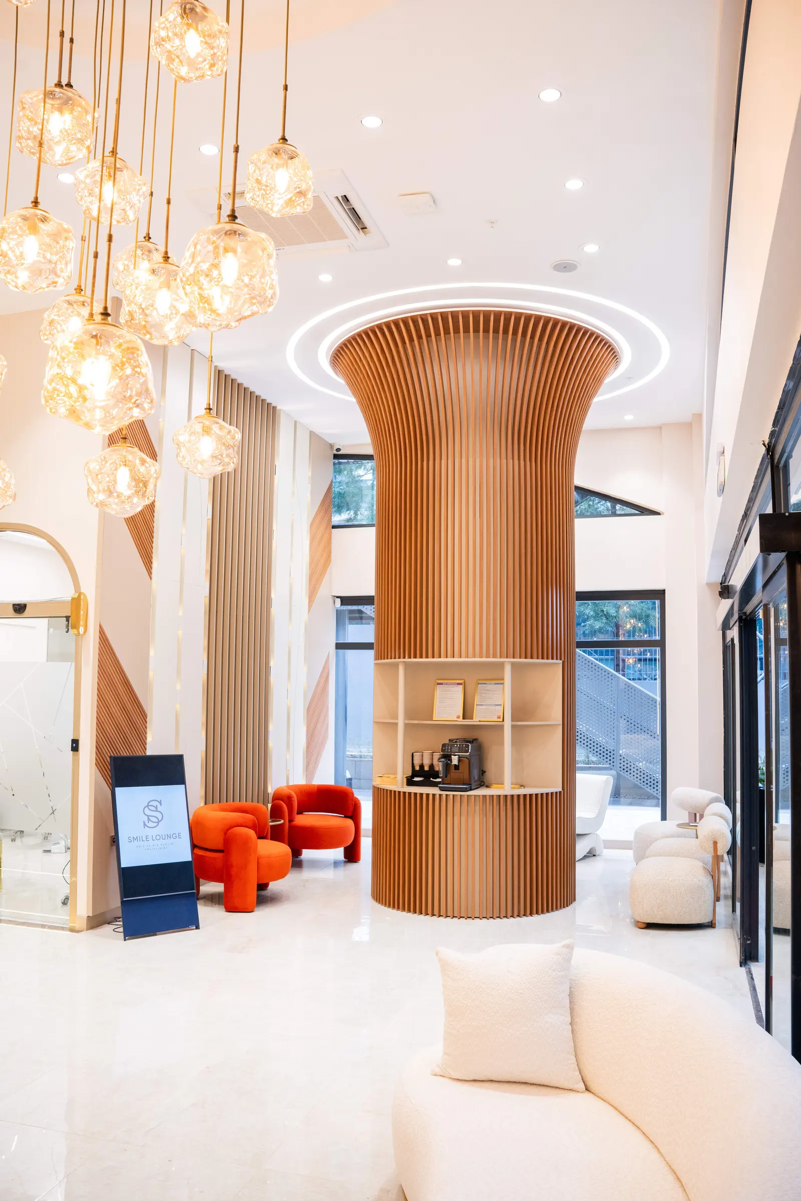 Özel Smile Lounge Ağız ve Diş Sağlığı Polikliniği