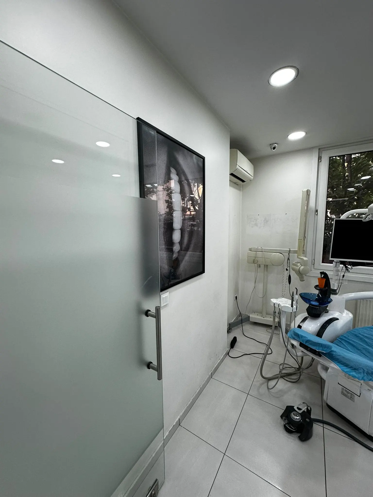 Dr. Umut Şimşek Dental Clinic