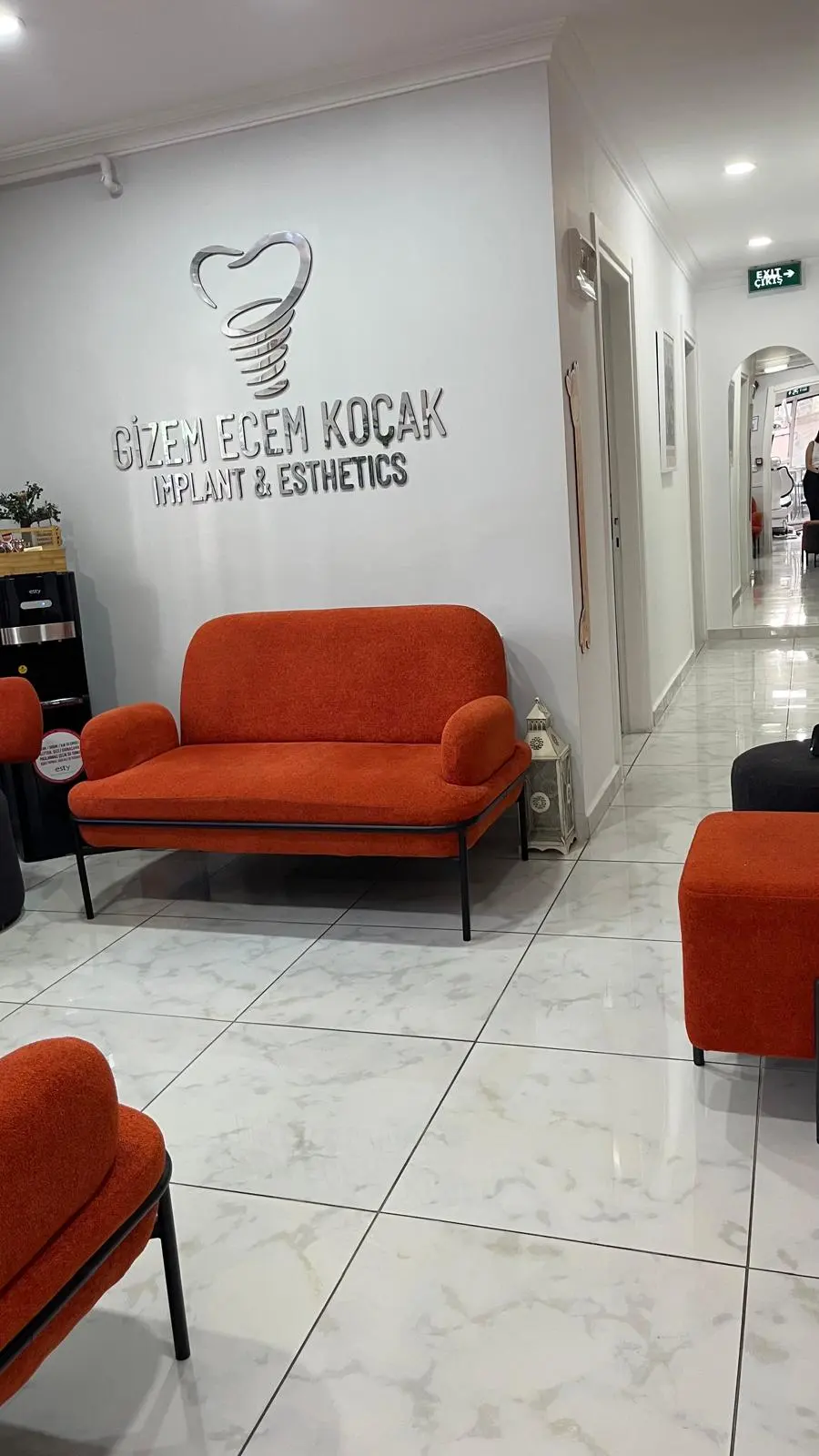 Dt. Gizem Ecem Koçak Muayenehanesi