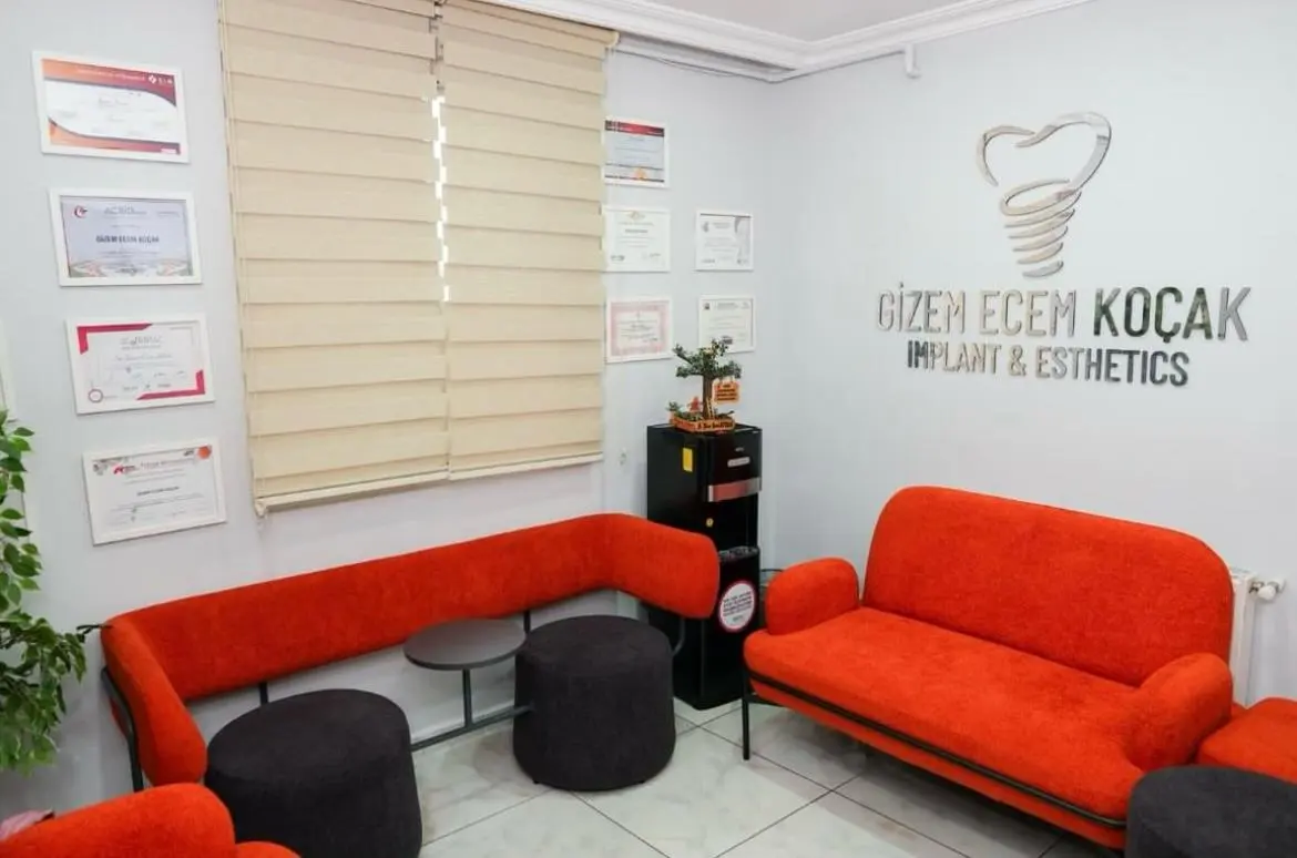 Dt. Gizem Ecem Koçak Muayenehanesi