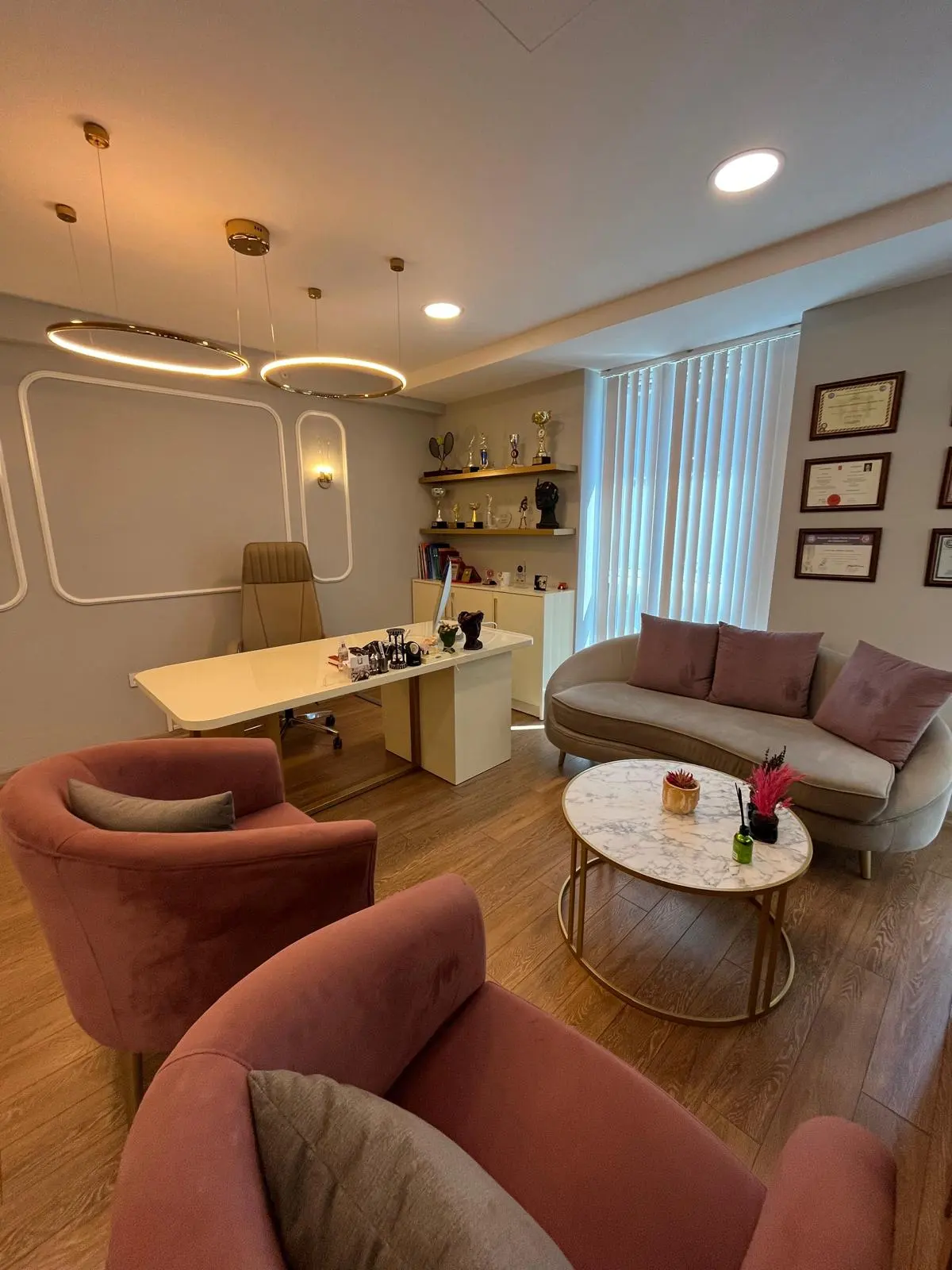 Op. Dr. Y.Gürkan Aladağ Kliniği