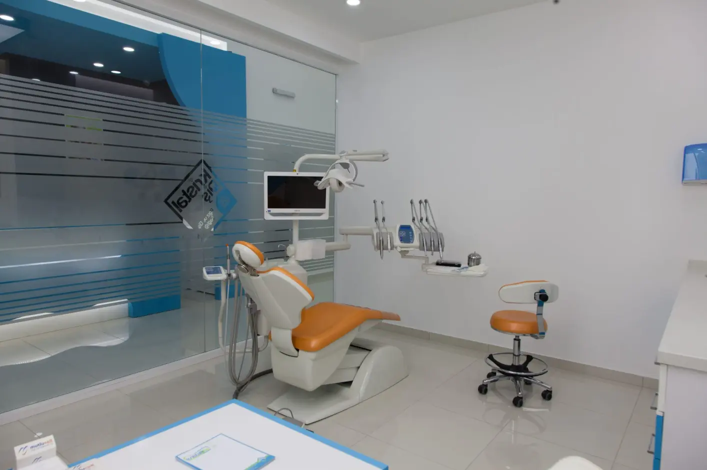 Kristaldiş Oral and Dental Health Clinic