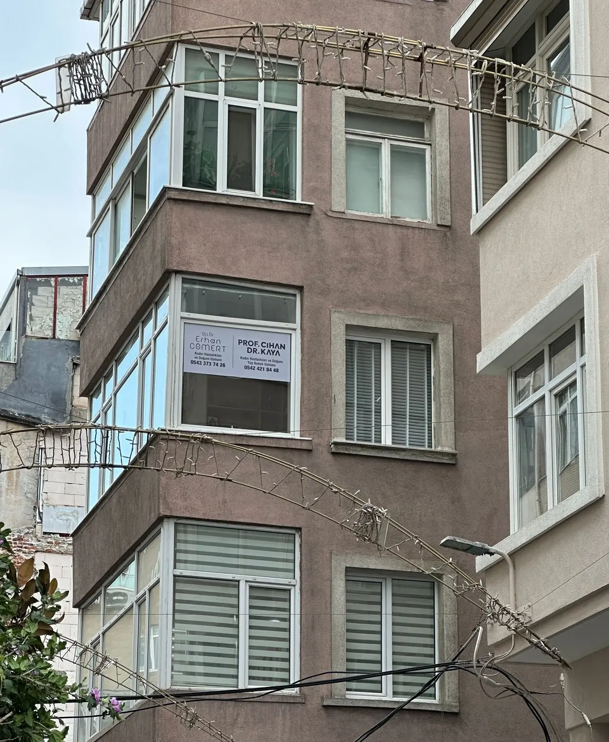 Op.Dr.Erhan Hüseyin CÖMERT