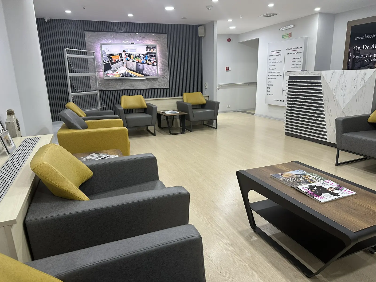 LeonART Clinic
