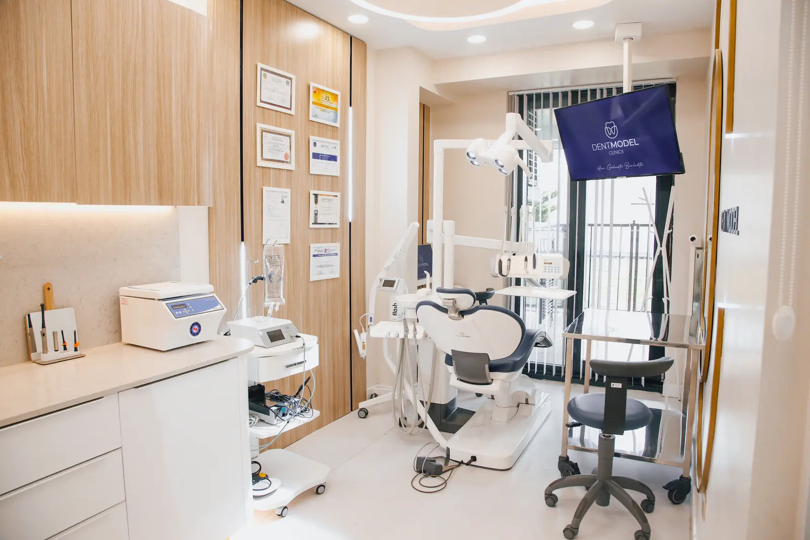 DENTMODEL Ağız ve Diş Sağlığı Polikliniği