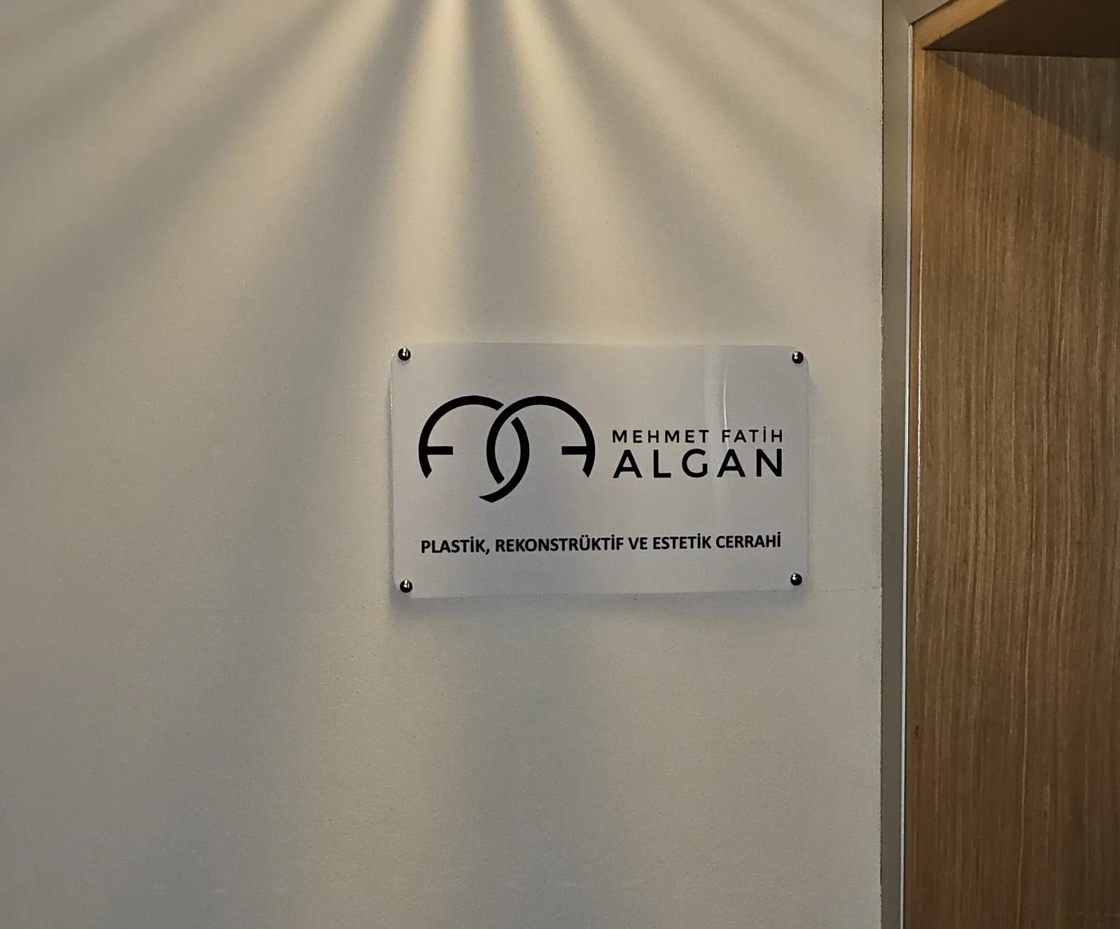 Op.Dr. Fatih Algan