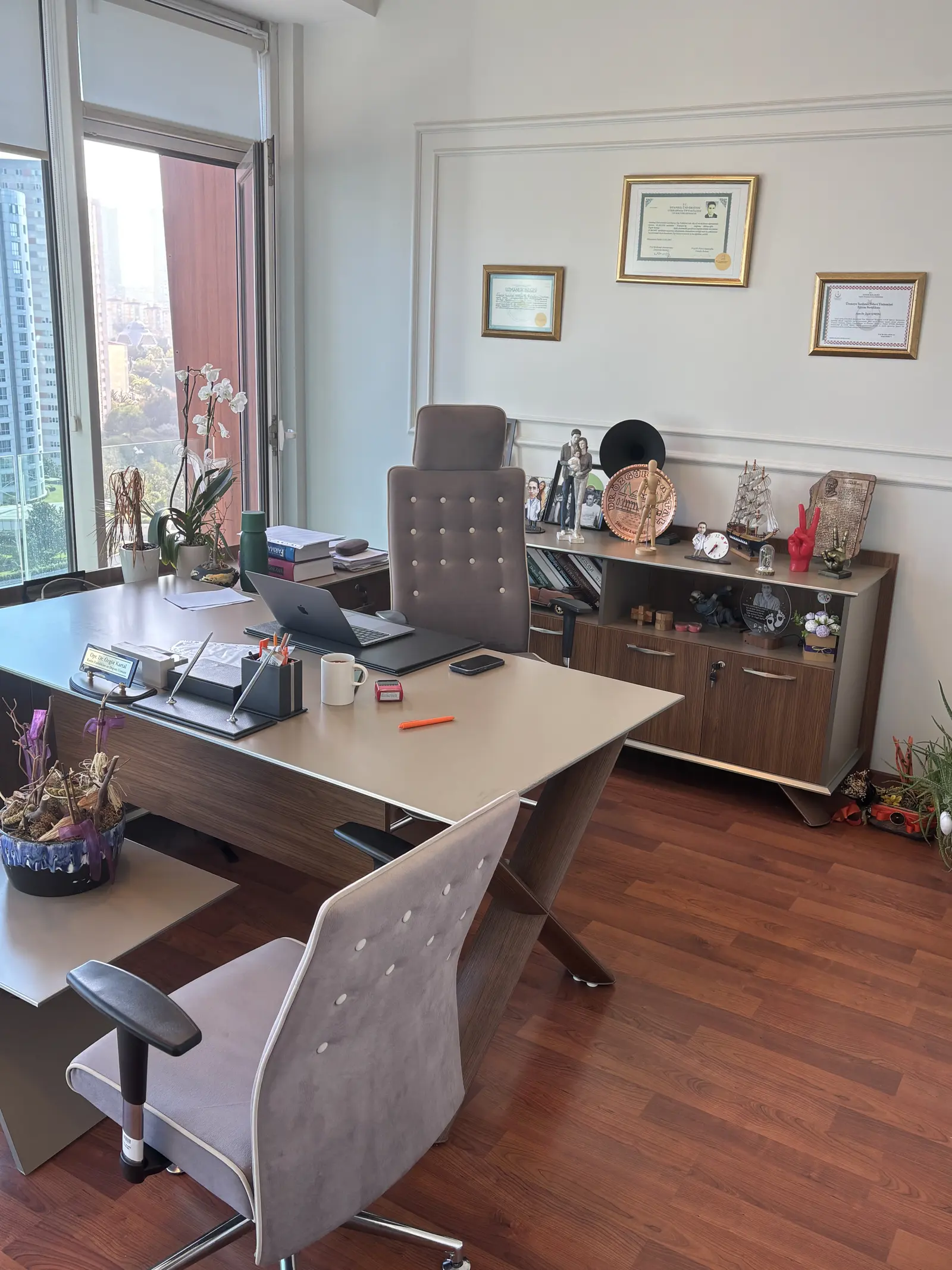 Jun. Op. Dr. Özgür Kartal