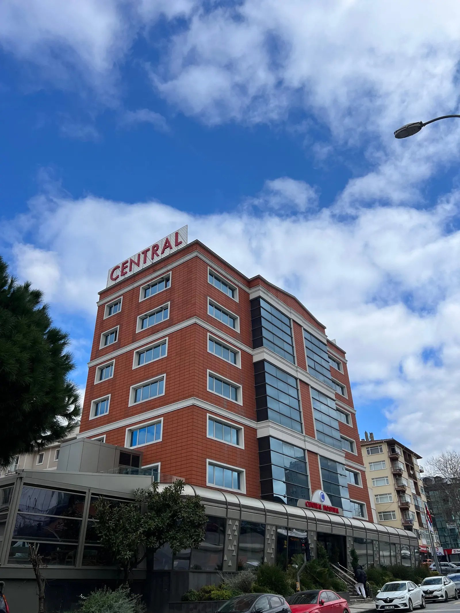 Central Hospital Ataşehir