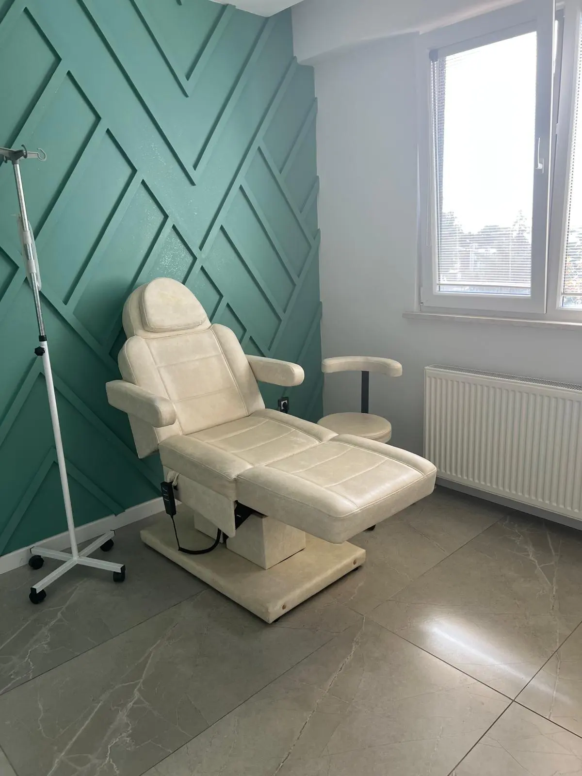 Dr. Suzan Alp