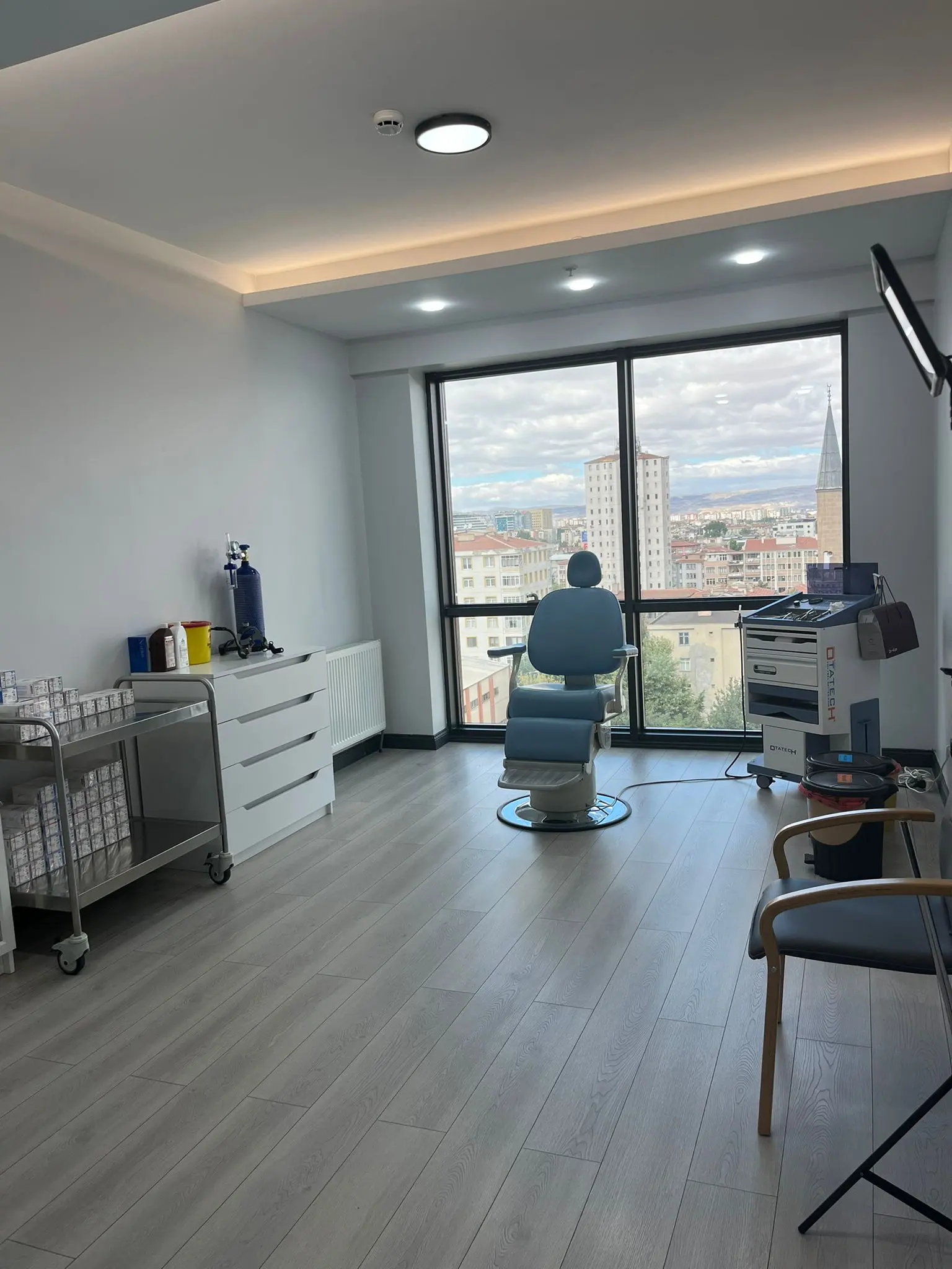 Op. Dr. Onur Nursaçan