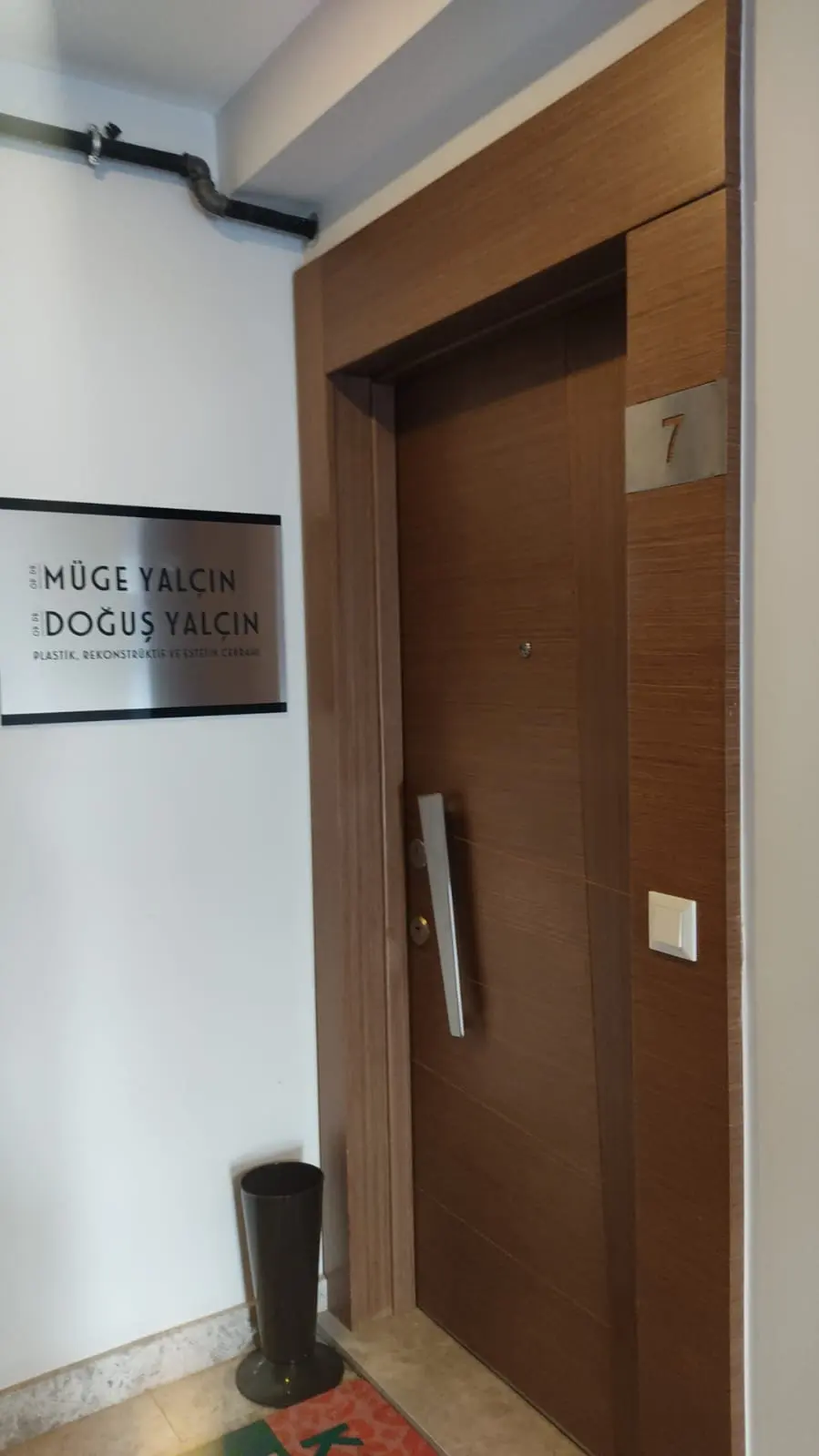 Op.Dr. Doğuş Yalçın Estetik Cerrahi Kliniği