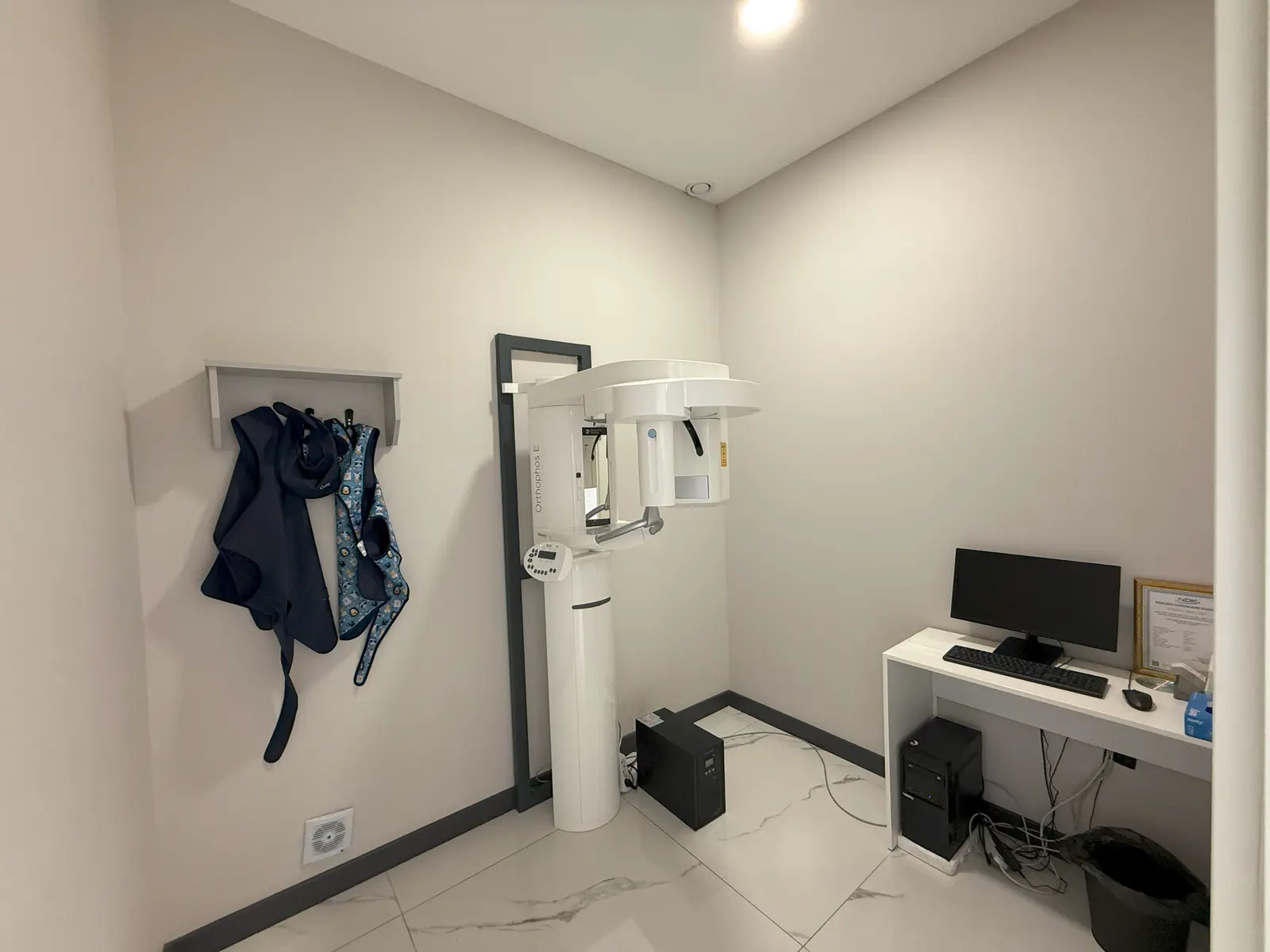 Locadent Ağız ve Diş Sağlığı Polikliniği Bayraklı