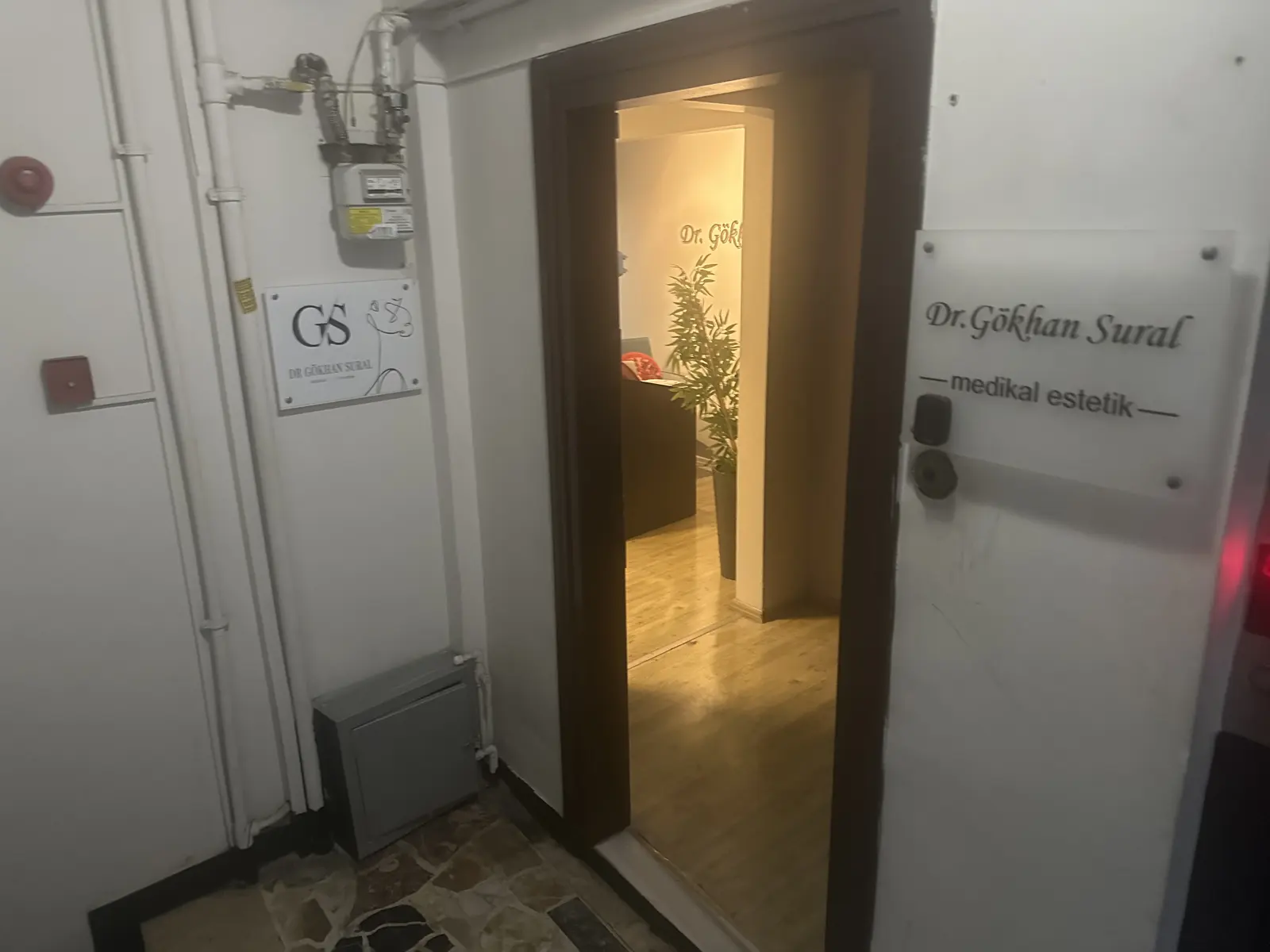 Dr. Gökhan Sural Medikal Estetik Kliniği