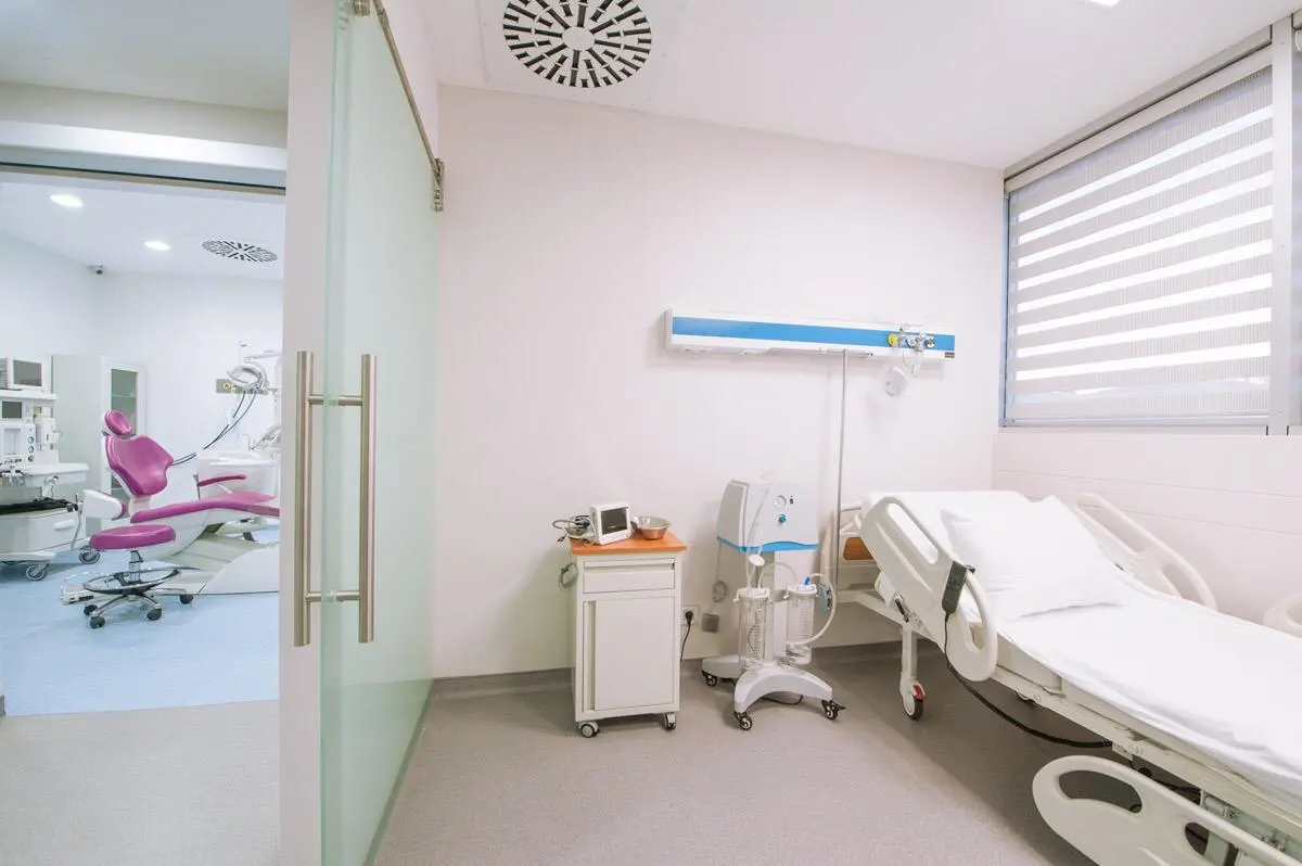 ÖZEL DENT DENT ORAL AND DENTAL HEALTH CENTER