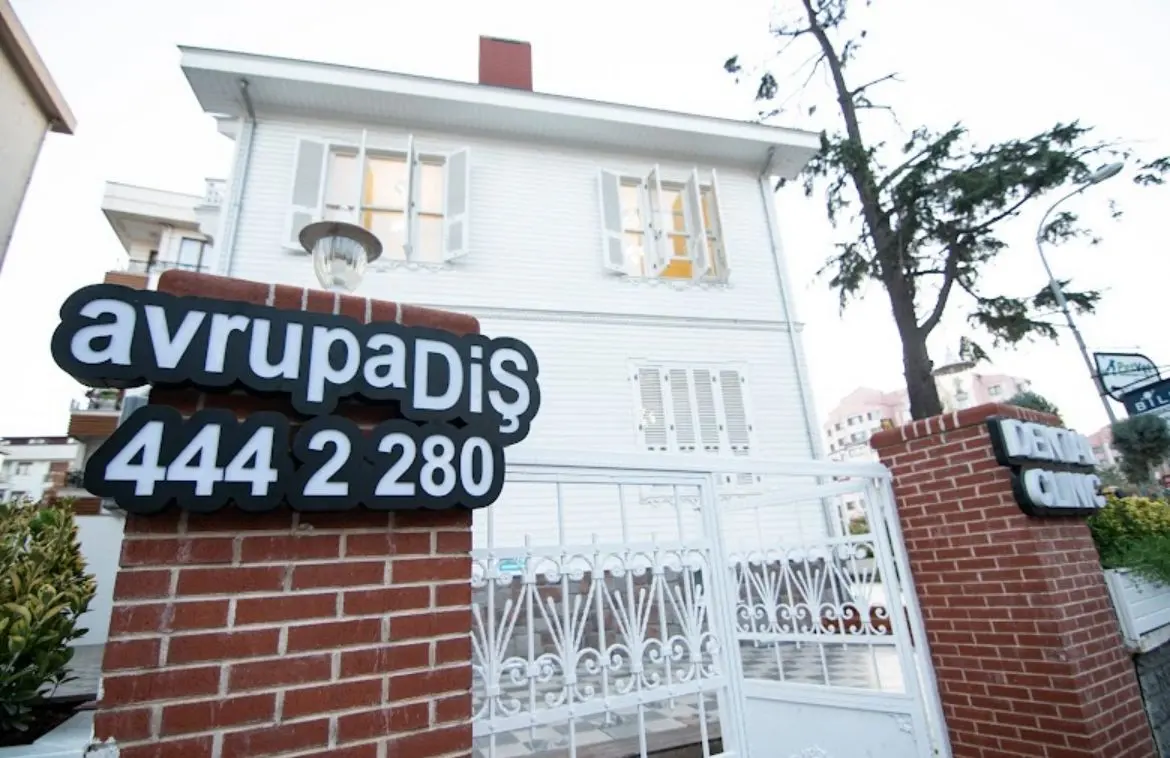 Özel Avrupa Diş Ağız ve Diş Sağlığı Polikliniği Acıbadem