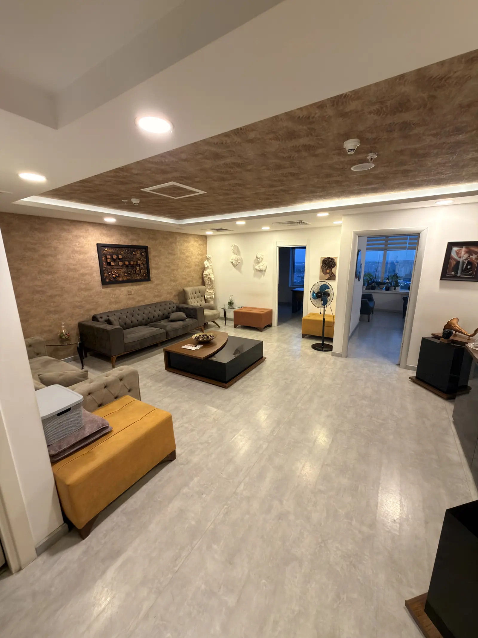 Op. Dr. Oğuz Kaan Önder Kliniği
