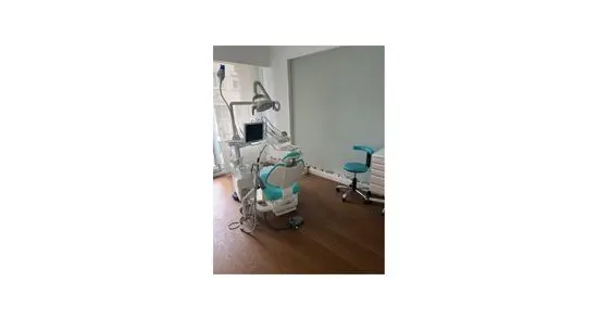 Diş Hekimi Gülçin Akarsu
