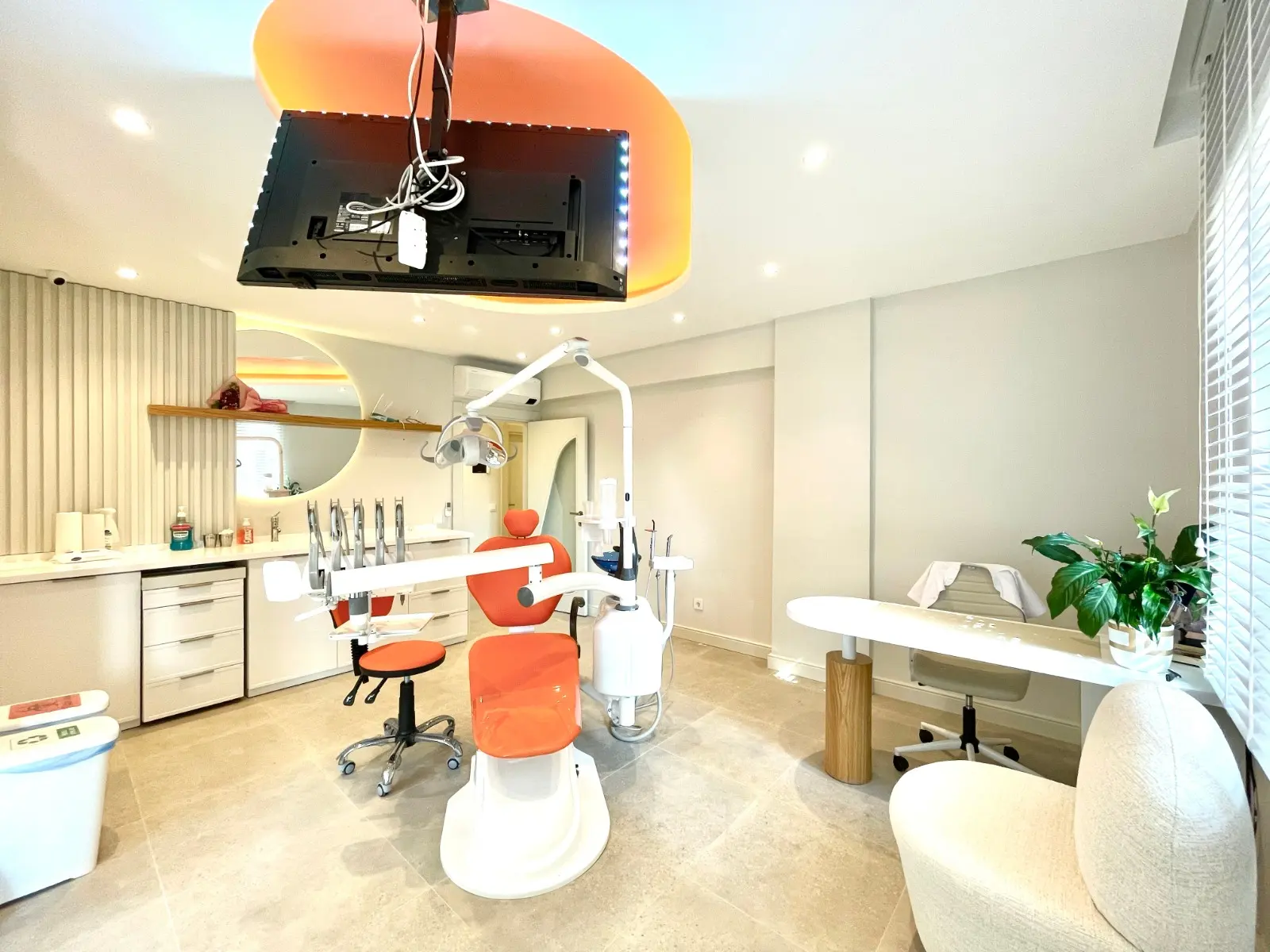 Ortodontist Merve Aycan