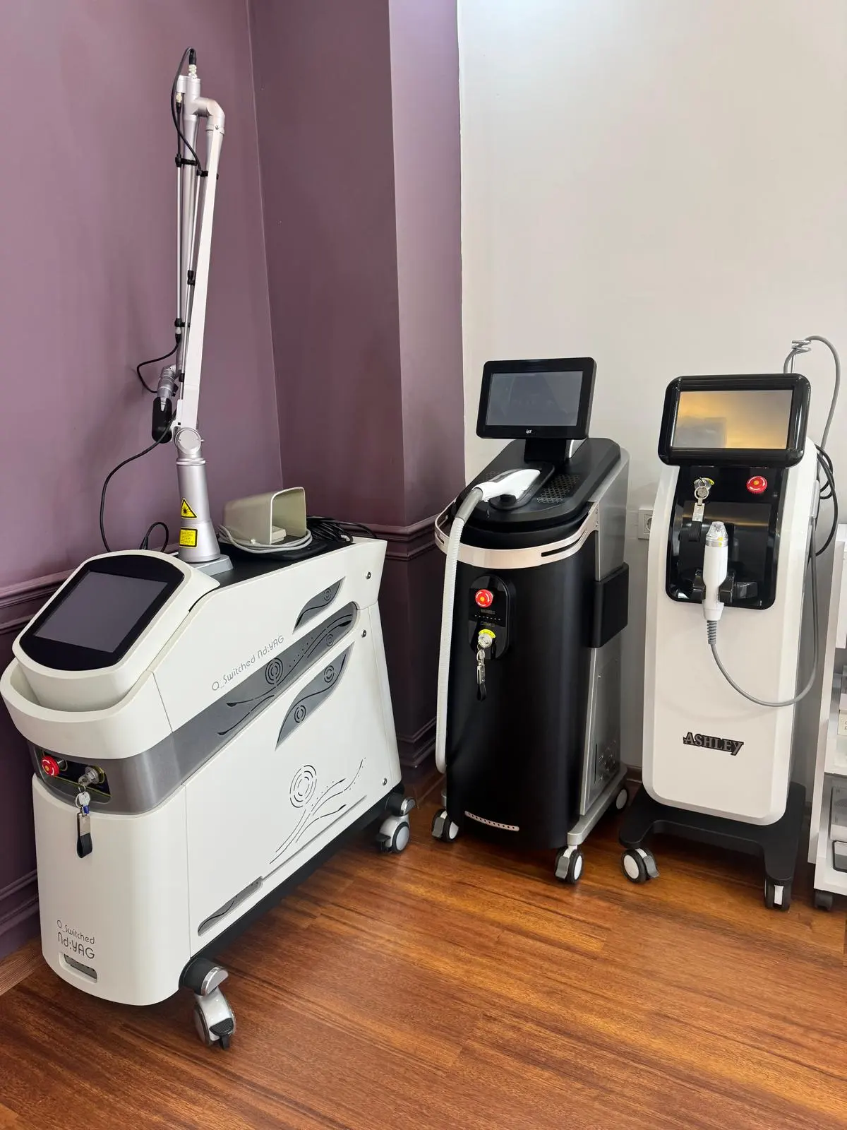 Uzm. Dr. Burcu Çelen Dermatoloji Kliniği