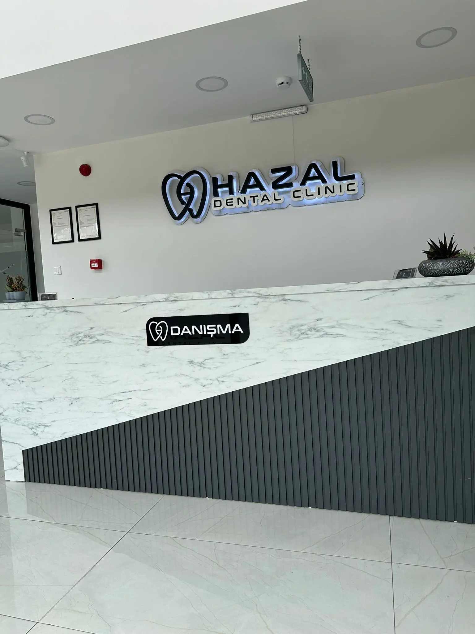 ÖZEL HAZAL AĞIZ VE DİŞ SAĞLIĞI POLİKLİNİĞİ
