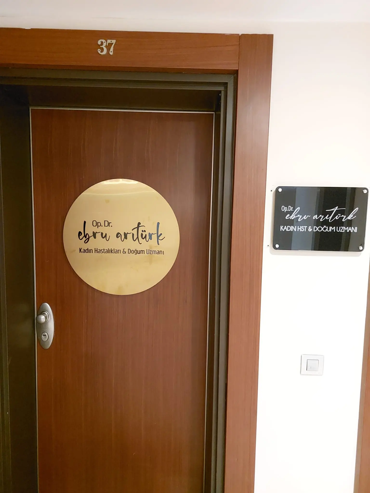 Op. Dr. Ebru Arıtürk