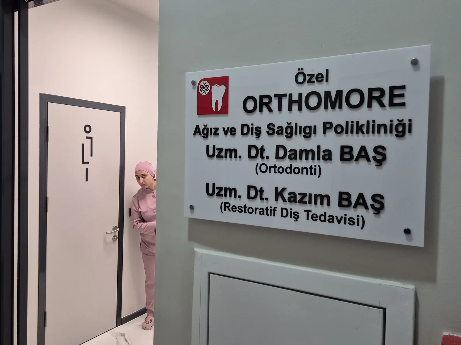 ORTHOMORE AĞIZ & DİŞ SAĞLIĞI POLİKLİNİĞİ