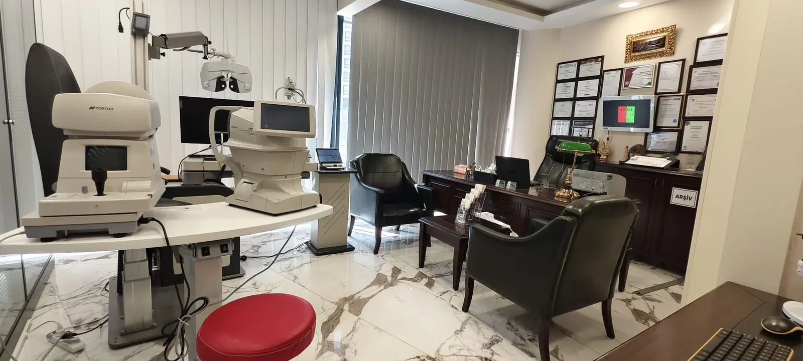 Op.Dr.İlker Yalçın göz kliniği/Eye clinic