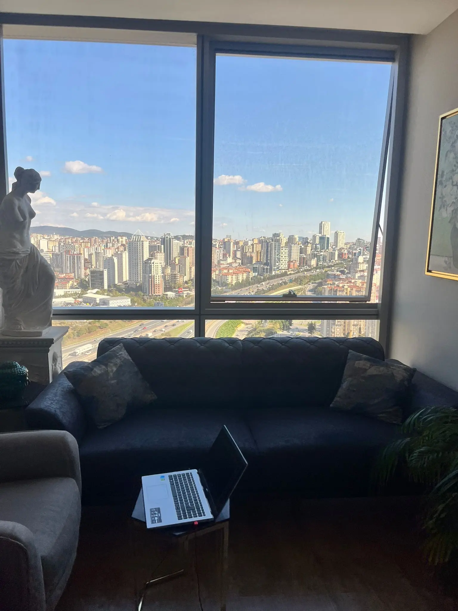 Dermatolog Dr. Aslı Duran