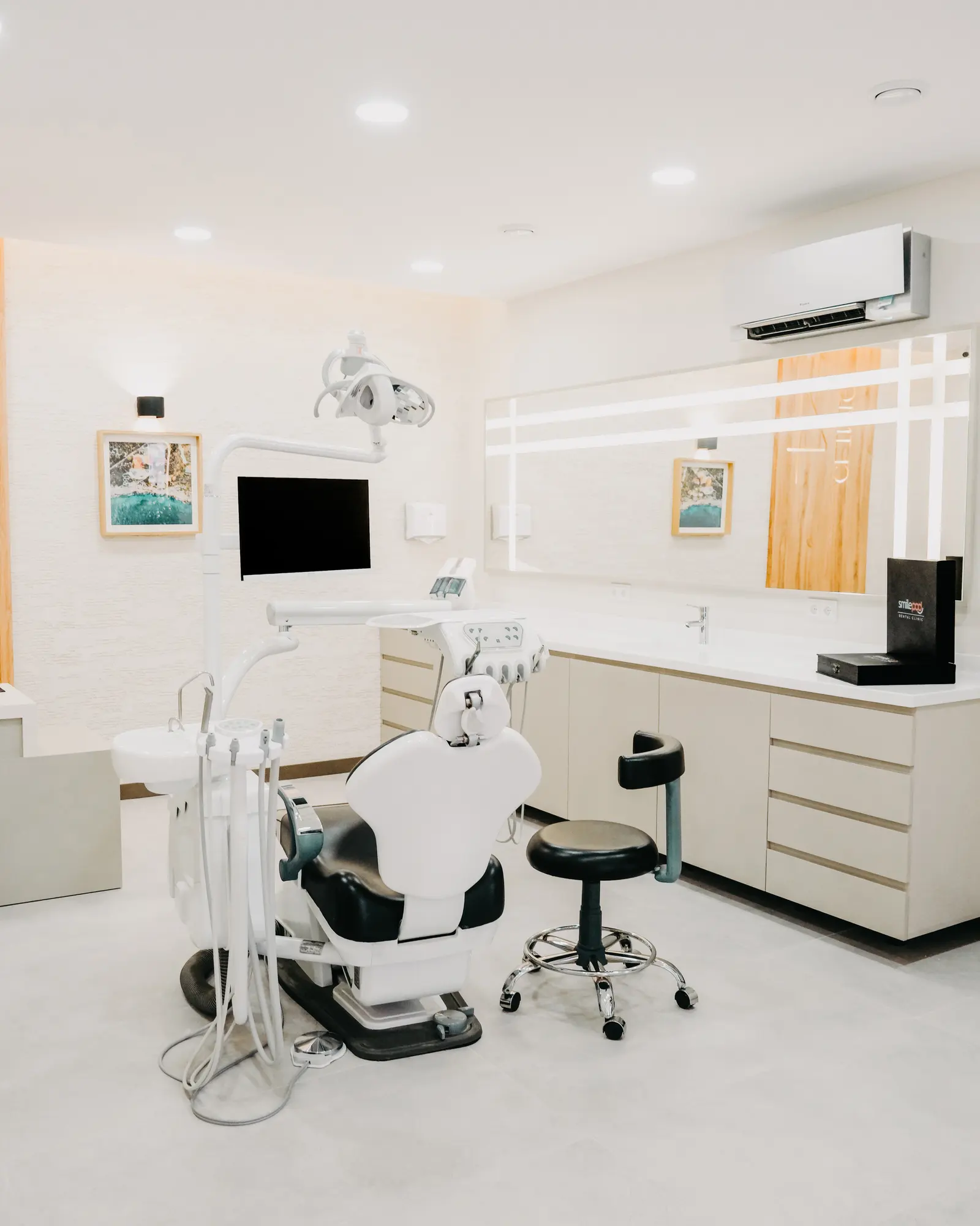 Özel Smilepod Dental Clinic Ağız ve Diş Sağlığı Polikliniği