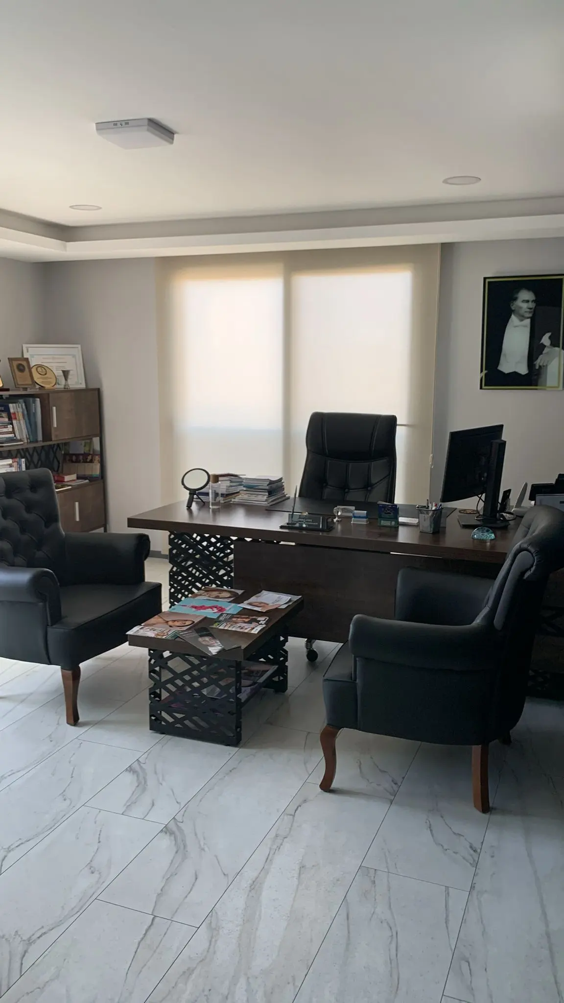 Dermatolog Uzm.Dr. Gökhan Üçgül Kliniği