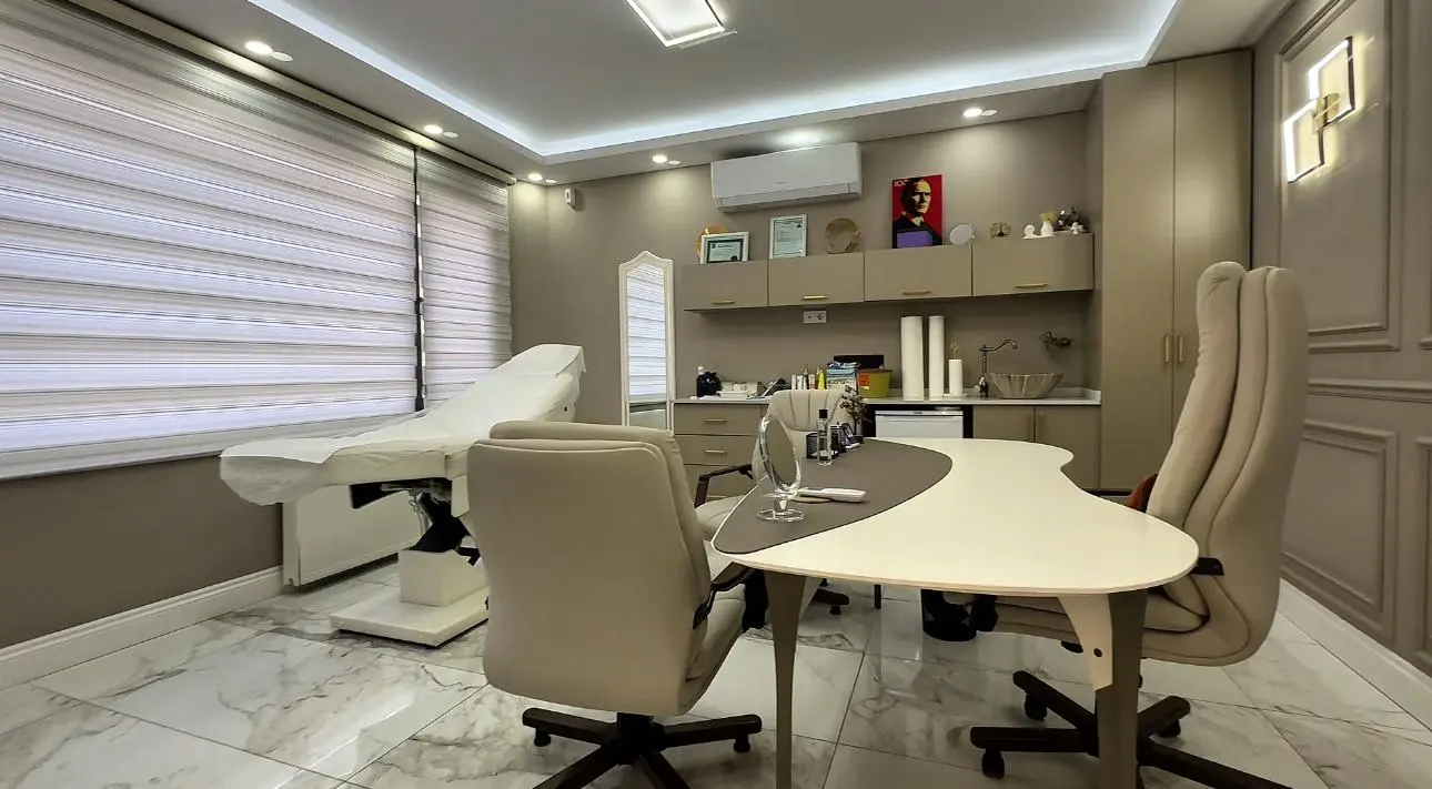 Op. Dr. Yavuz Arıcı