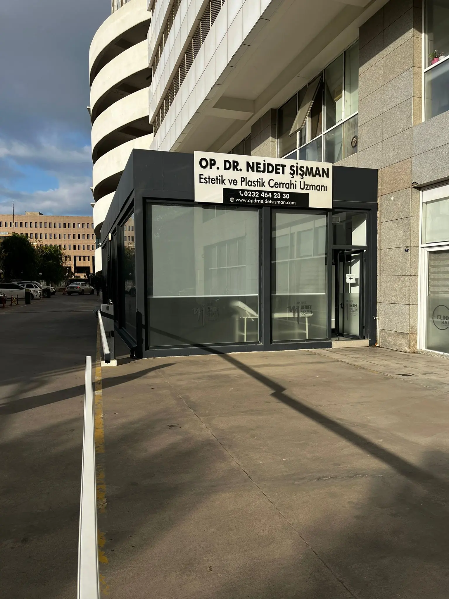 Op. Dr. Nejdet Şişman