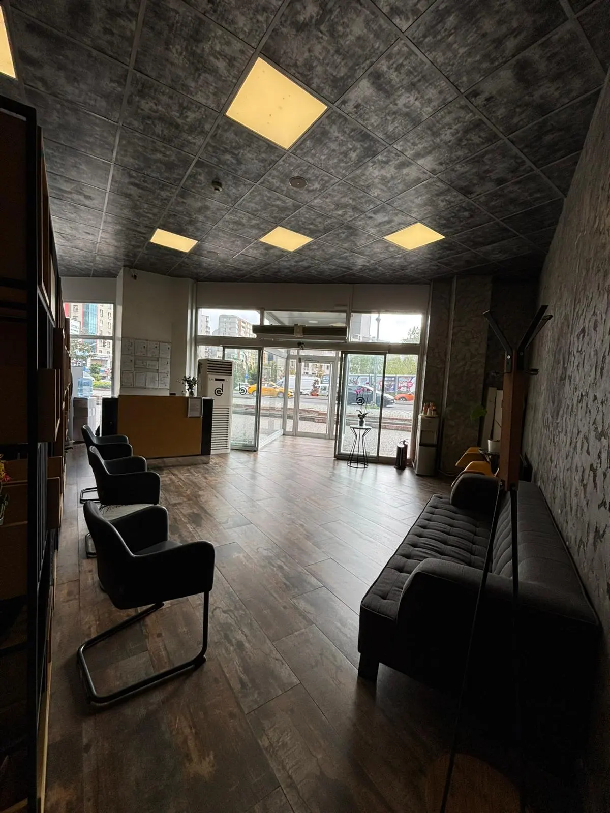 Special ESTETICA DENT Dental Clinic