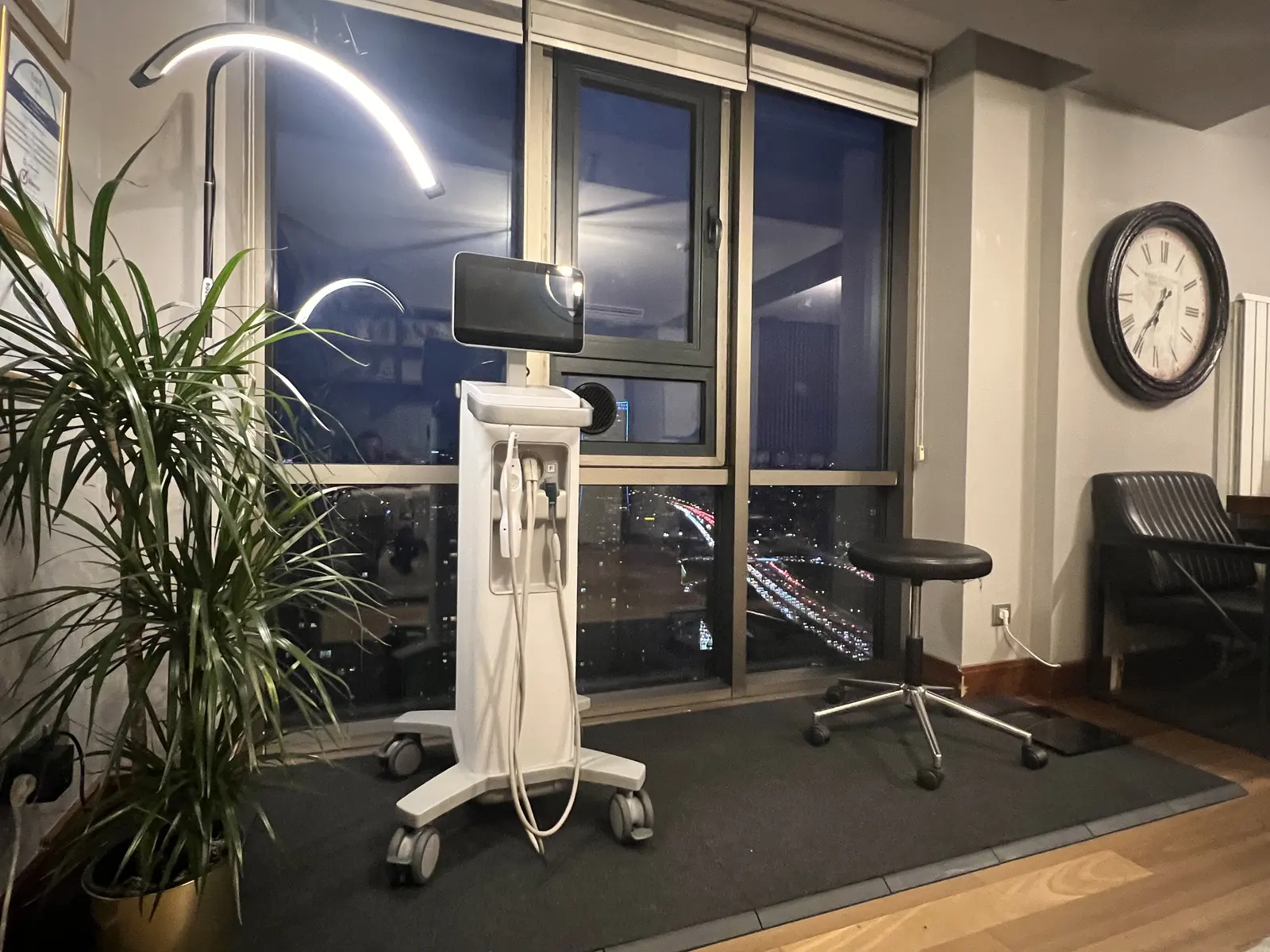 Dr. Samet Bozcan Klinik