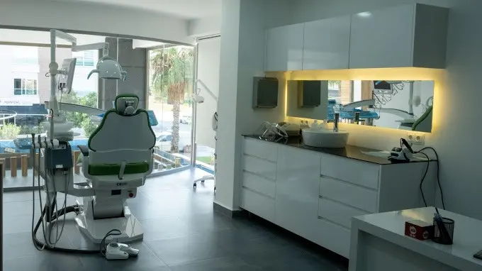 Lumos Dental Clinic