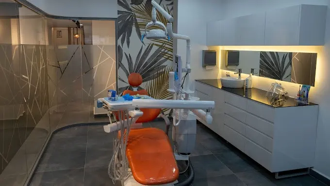Lumos Dental Clinic