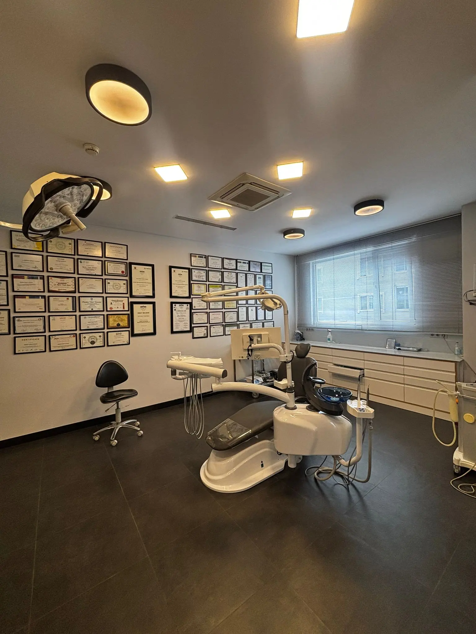 Özel Klinik Bursa Ağız ve Diş Sağlığı Polikliniği