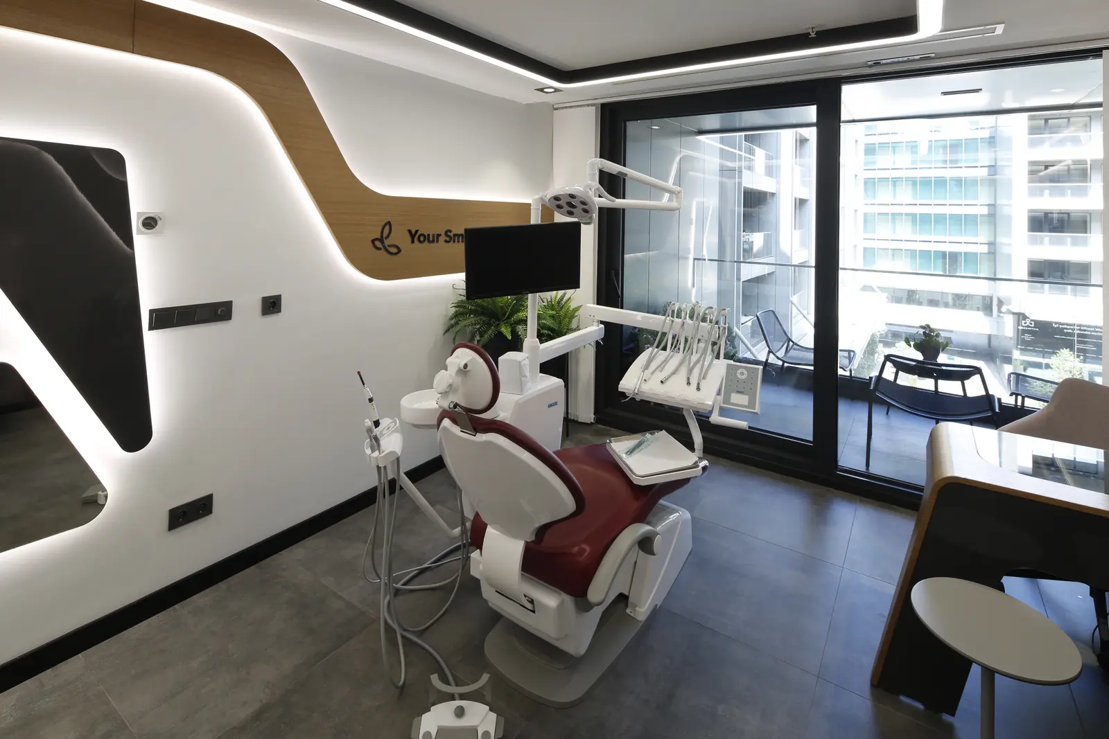 Dentlotus Ağız ve Diş Sağlığı Polikliniği