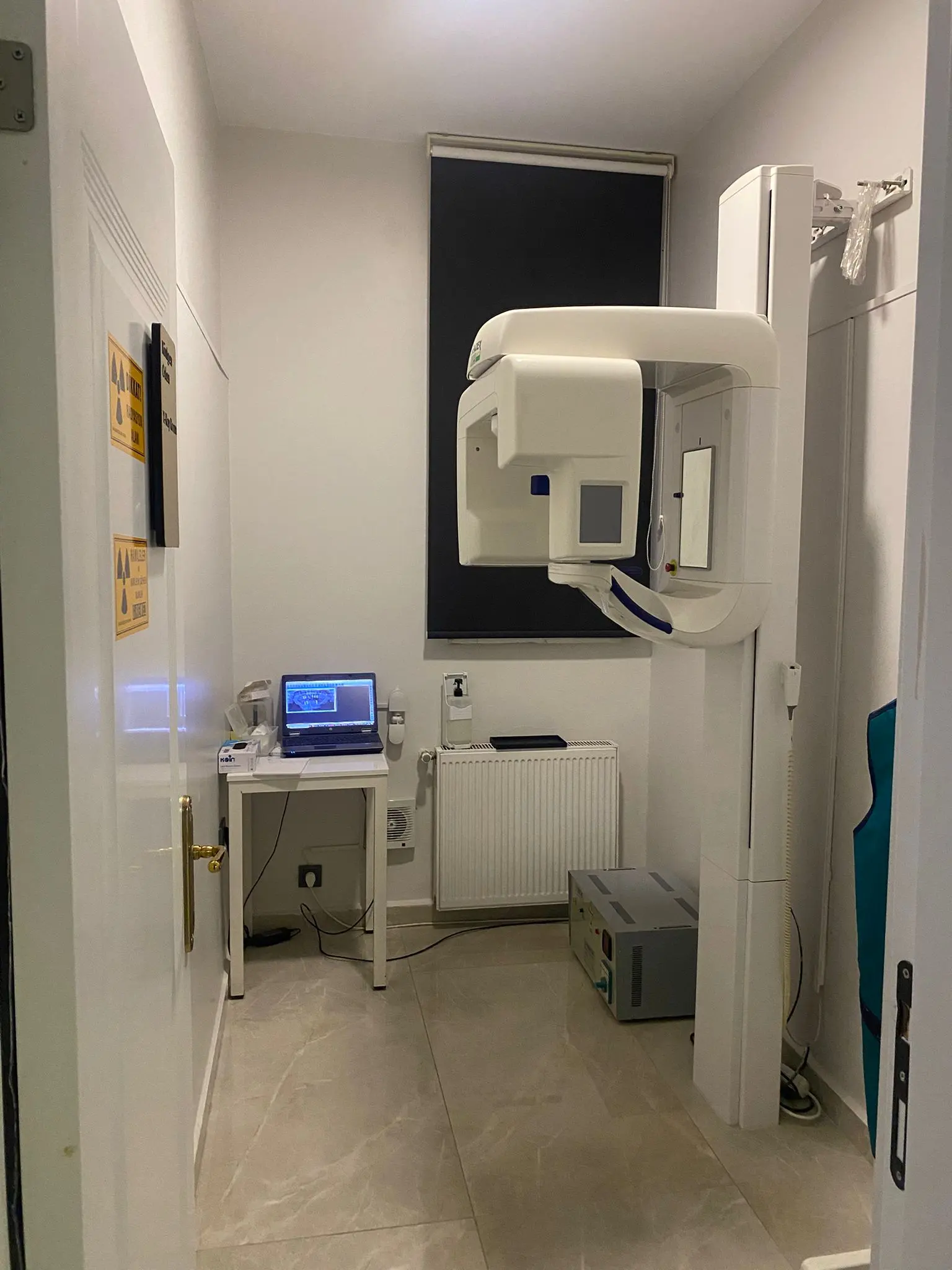 Universal Dent Clinics